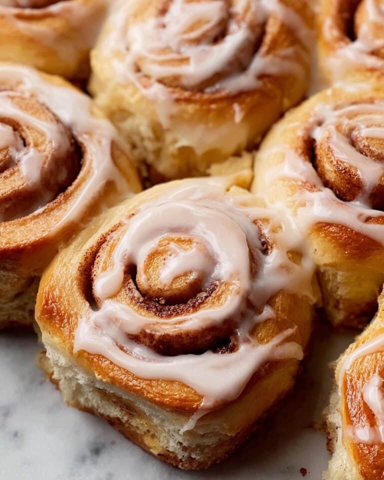 Best Apple Cinnamon Rolls | Easy, Fluffy, & Flavorful Recipe