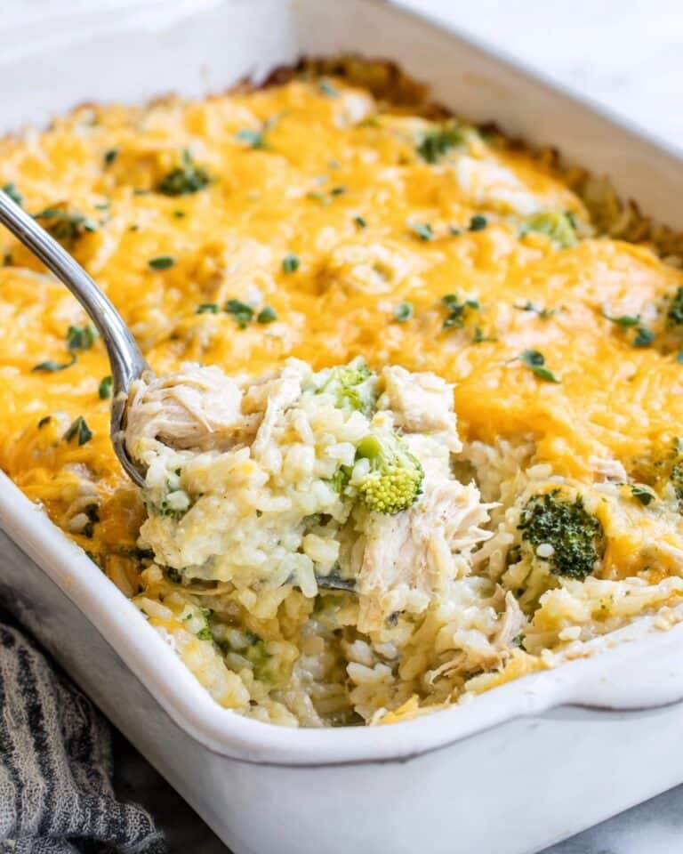 Cheesy Broccoli Chicken and Rice Casserole Recipe